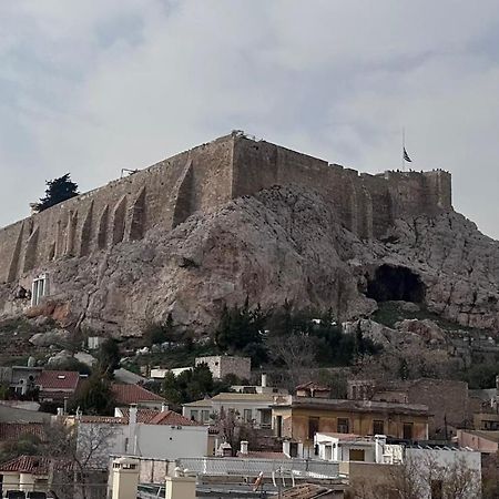 Plaka With Acropolis Rooftop View Access Atene Esterno foto