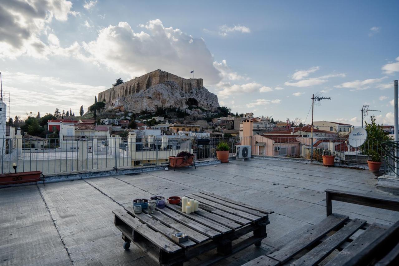 Plaka With Acropolis Rooftop View Access Atene Esterno foto