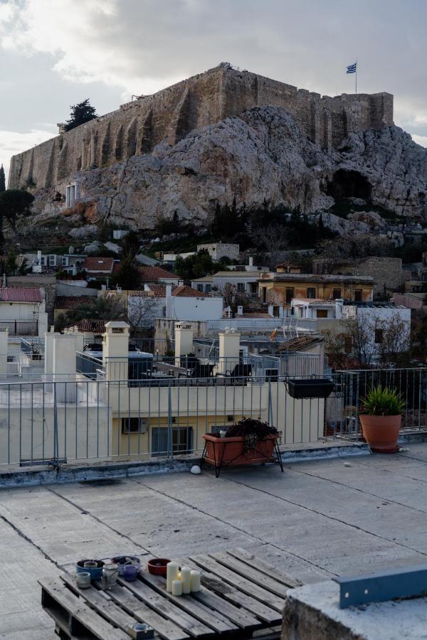 Plaka With Acropolis Rooftop View Access Atene Esterno foto