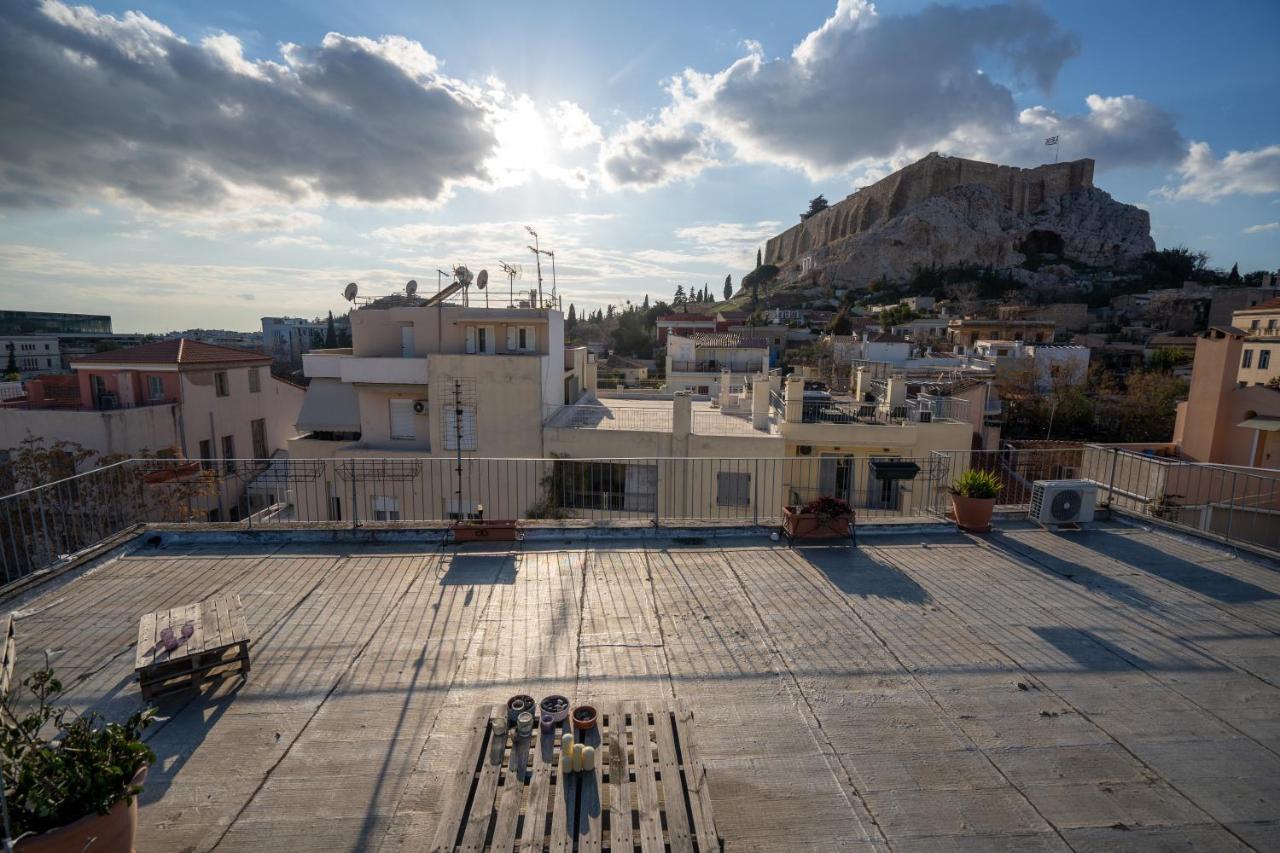 Plaka With Acropolis Rooftop View Access Atene Esterno foto